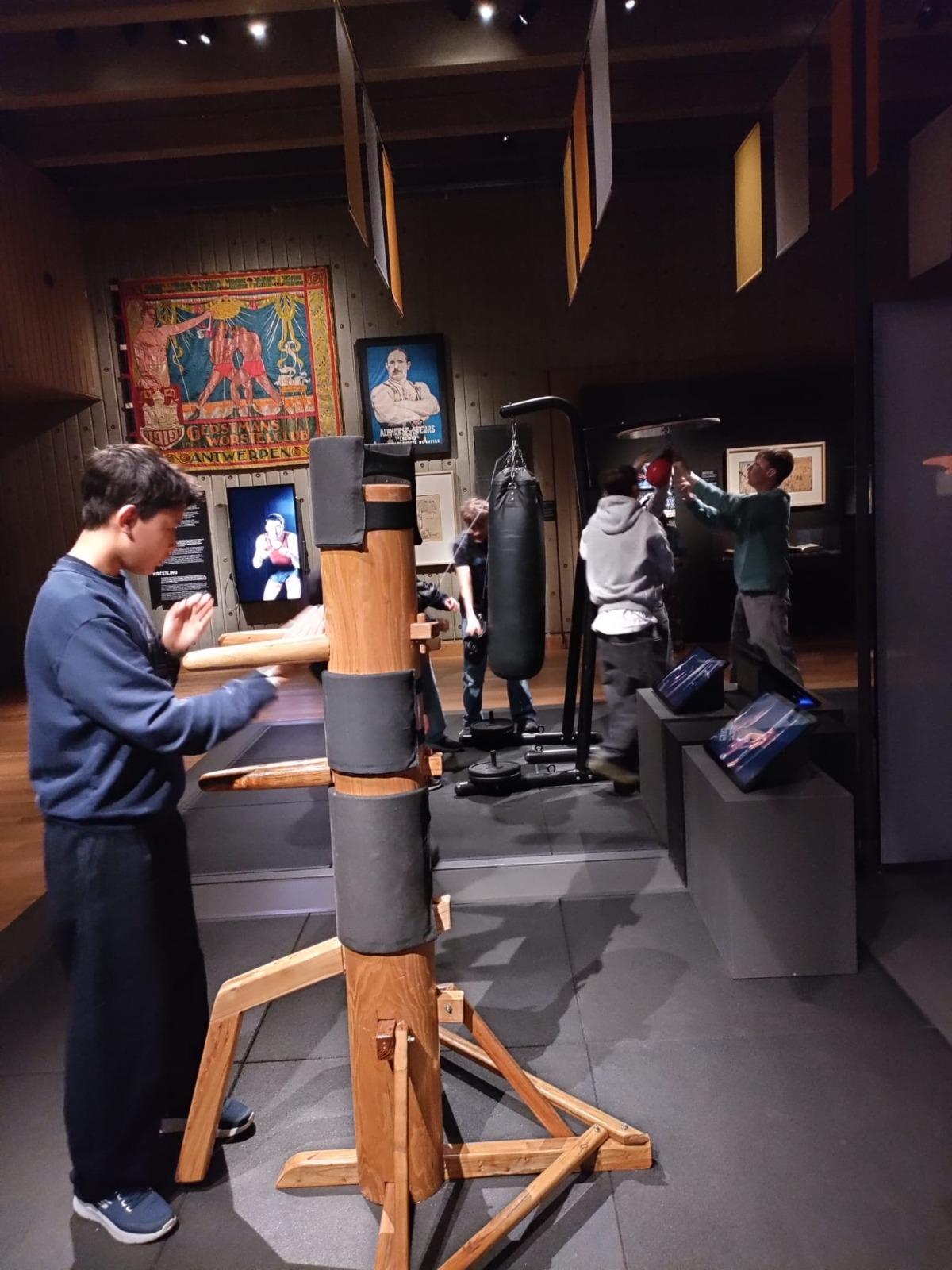 Afbeelding 64 van ik kwam voor de museumshop