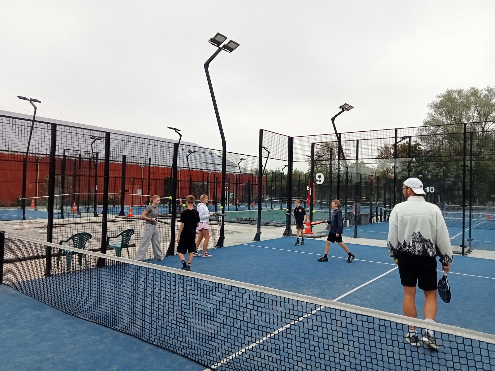Afbeelding 27 van padel